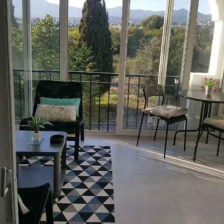 El Paraiso Apartment