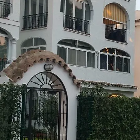El Paraiso Apartment *